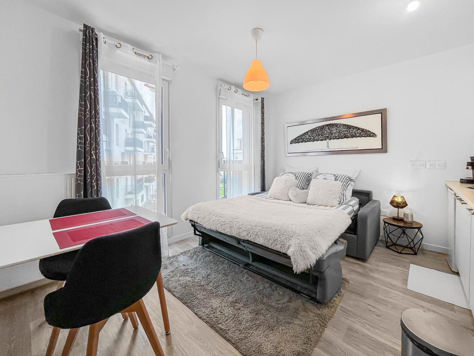 Bulle De Tranquillite A La Garenne Apartment